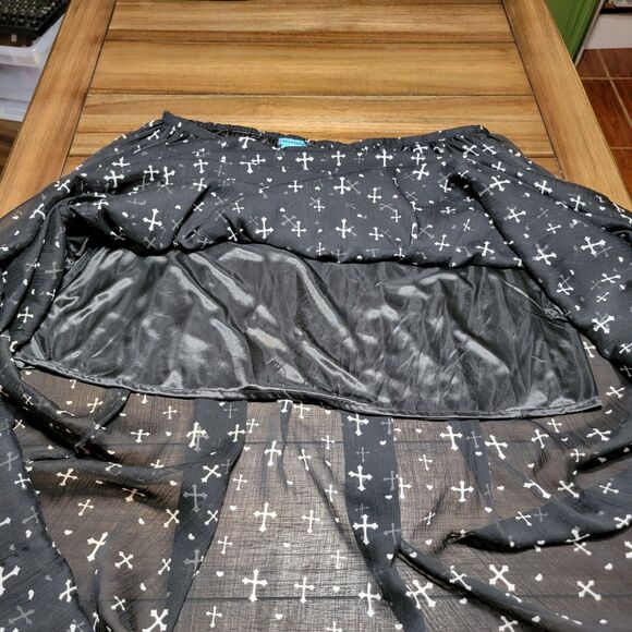Flutterbye Full Sheer Black Cross Skirt w/ Pockets - Size 3X - Picture 4 of 6